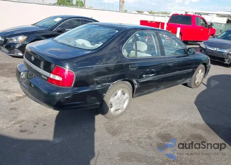 2001 Nissan Altima Gxe из США, поврежденный, VIN 1N4DL01D11C148965